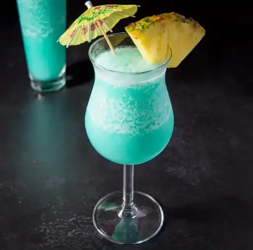 [BL6372] Blue Hawaii Cocktail 